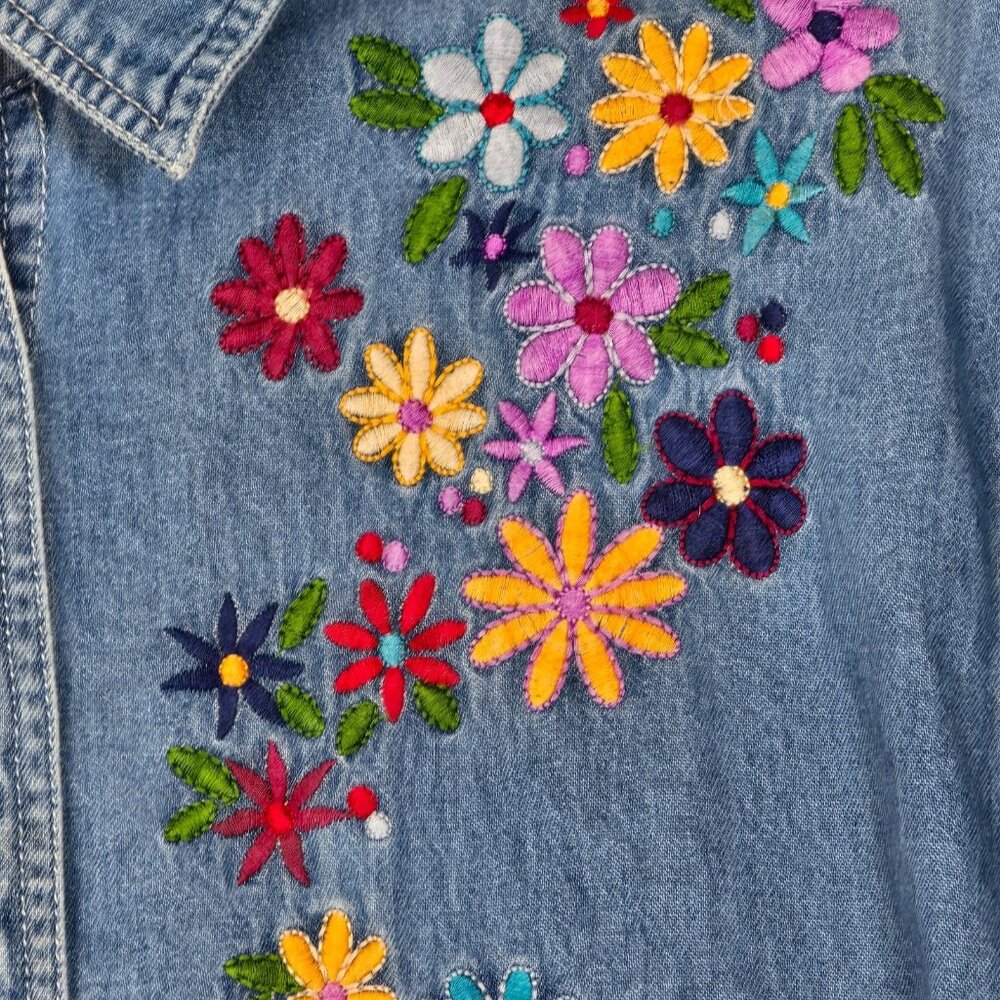 Silver Threads Embroidered Denim Shirt Women Size Large Floral Flowers Jean Art - Picture 3 of 9
